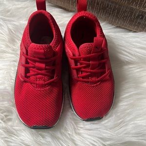 Red Toddler puma sneakers